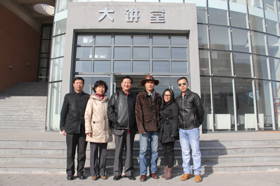 “百老匯華裔第一人”著名表演藝術家王洛勇教授來訪百事3平台