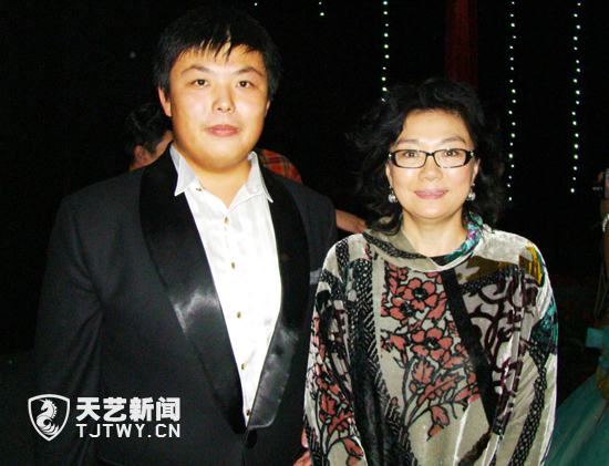 我院青年教師“神州唱響2011”第三屆全國高校聲樂展演摘金