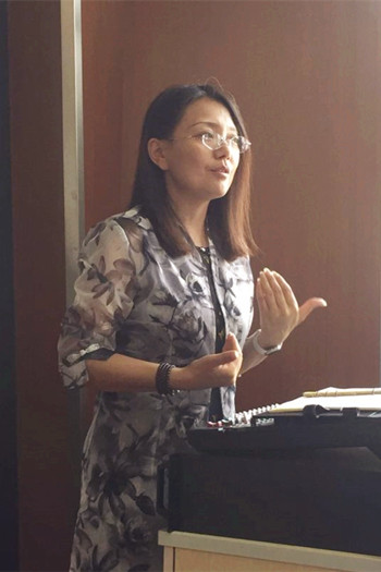 播音主持藝術學院召開了本學期的最後一次例會